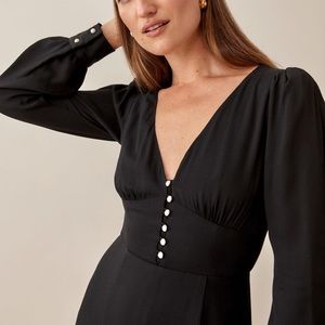 Reformation Everett black Dress size 2